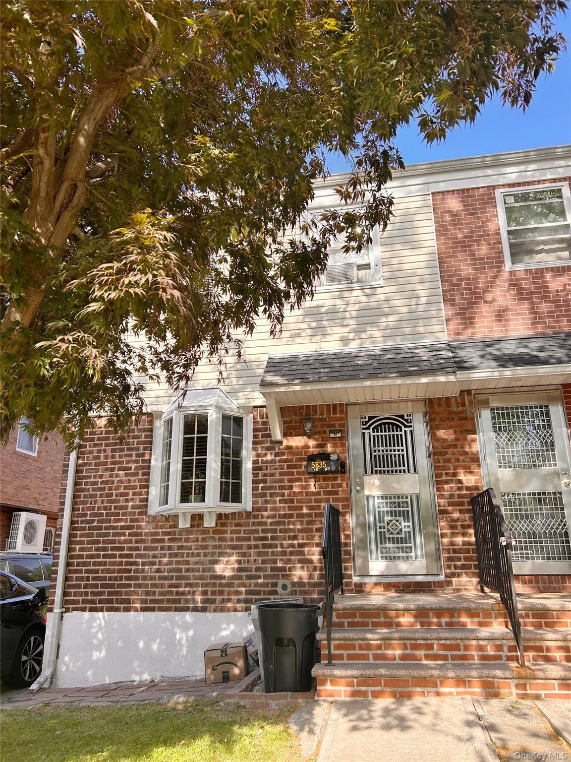 5835 155th Street Property Photo 1