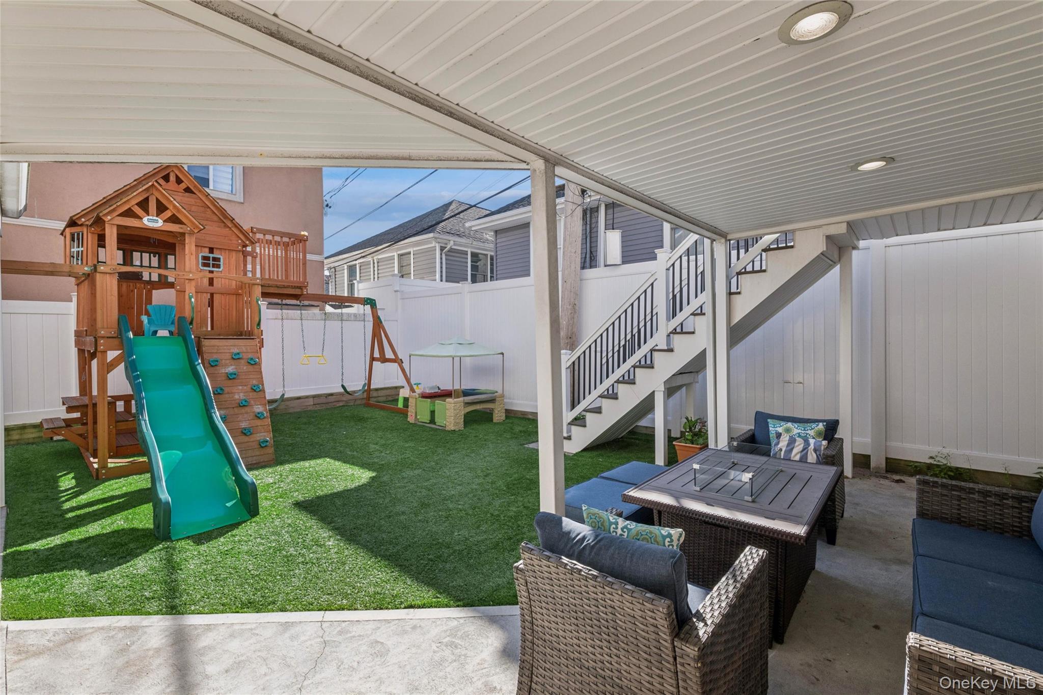 71 Michigan Street Property Photo 43