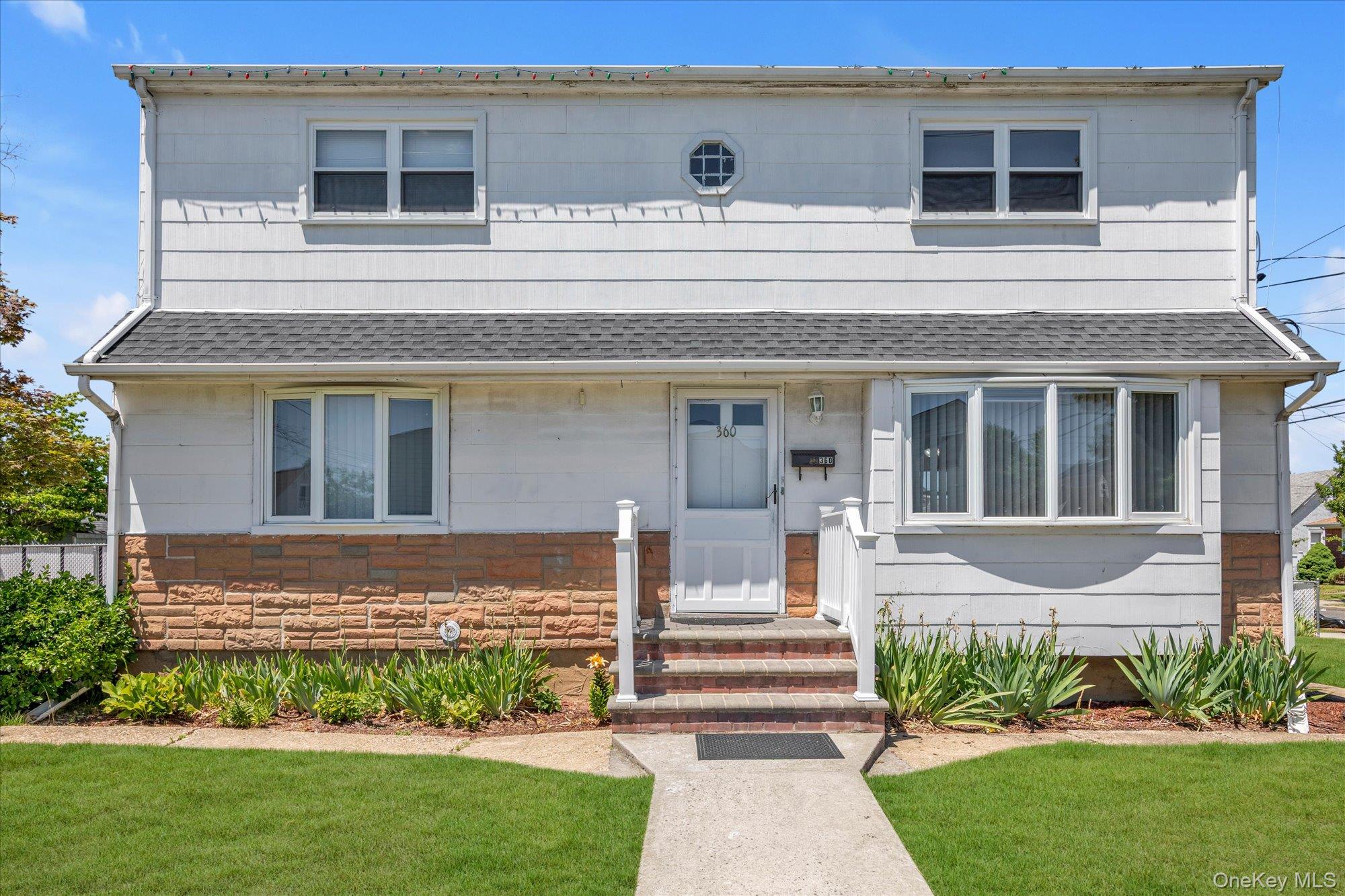 360 Litchfield Avenue Property Photo 1