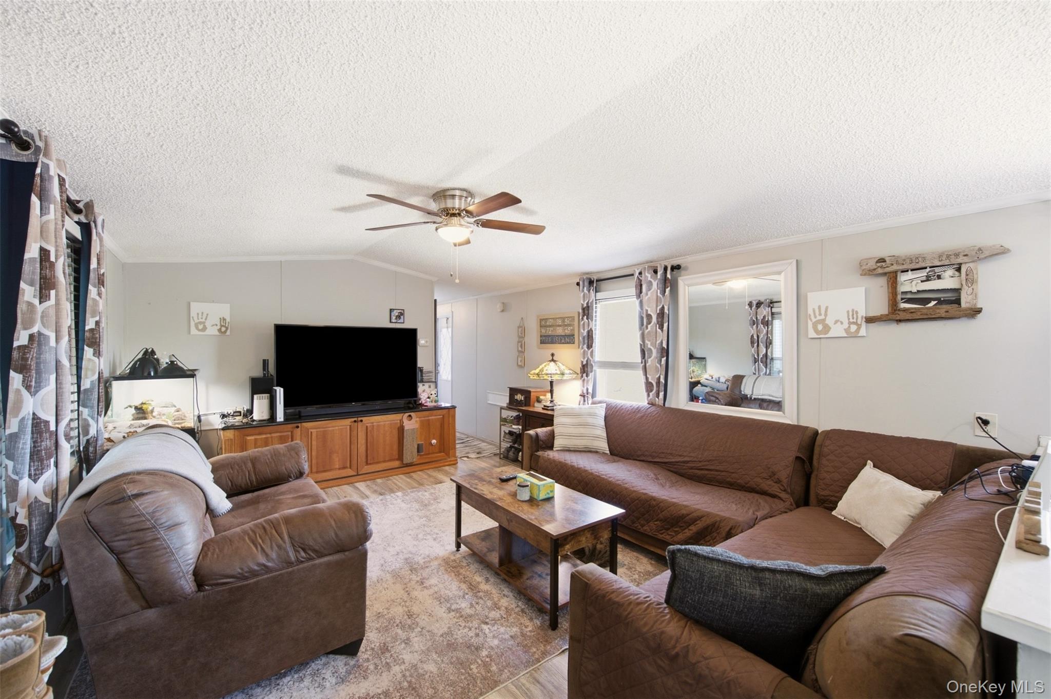 1137 Unit 124 Lincoln Avenue Property Photo 10