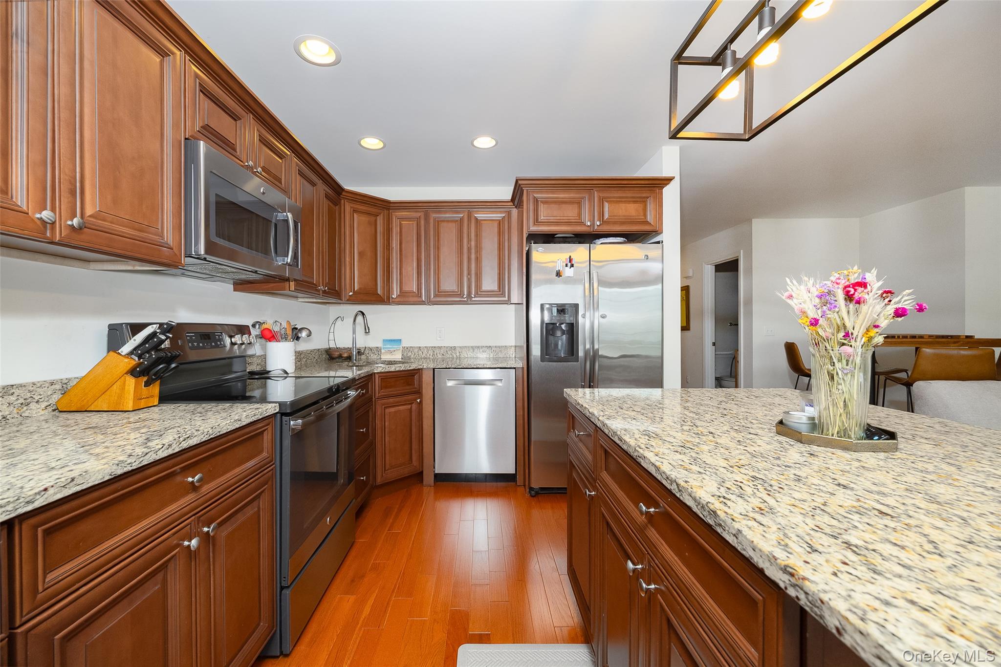 320 Hudson View Terrace Property Photo 5