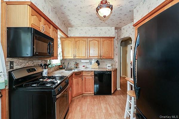 8152 249th Street Property Photo 8