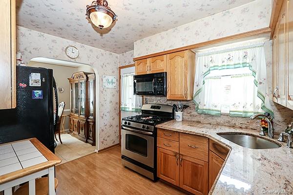 8152 249th Street Property Photo 10