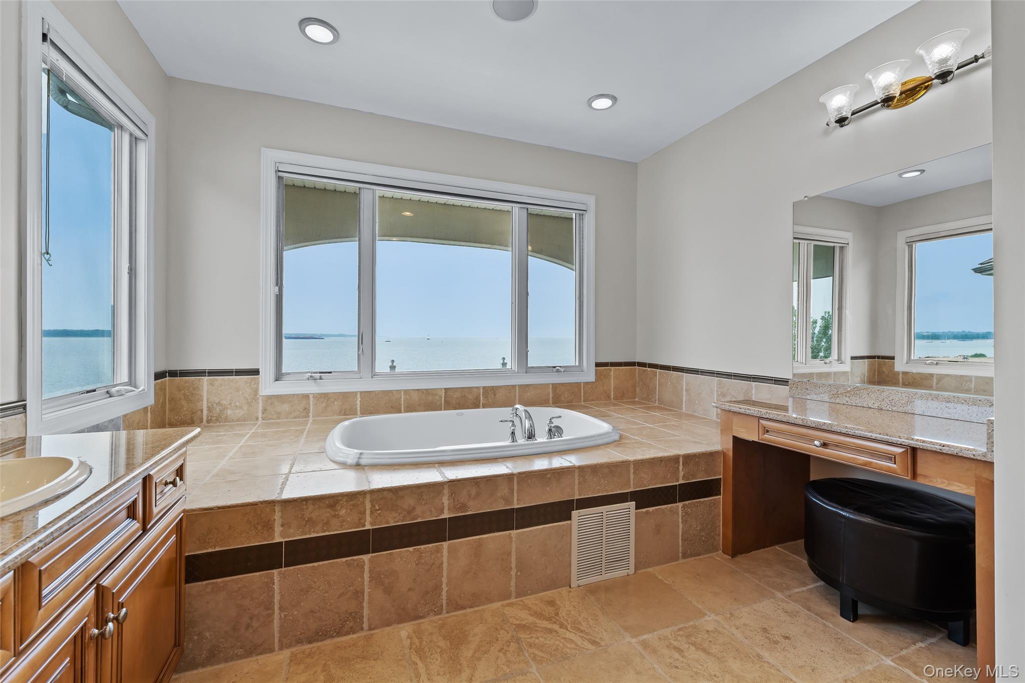 23 Lighthouse Drive Property Photo 38
