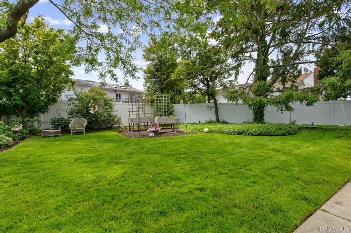 964 Cherrywood Drive Property Photo 27