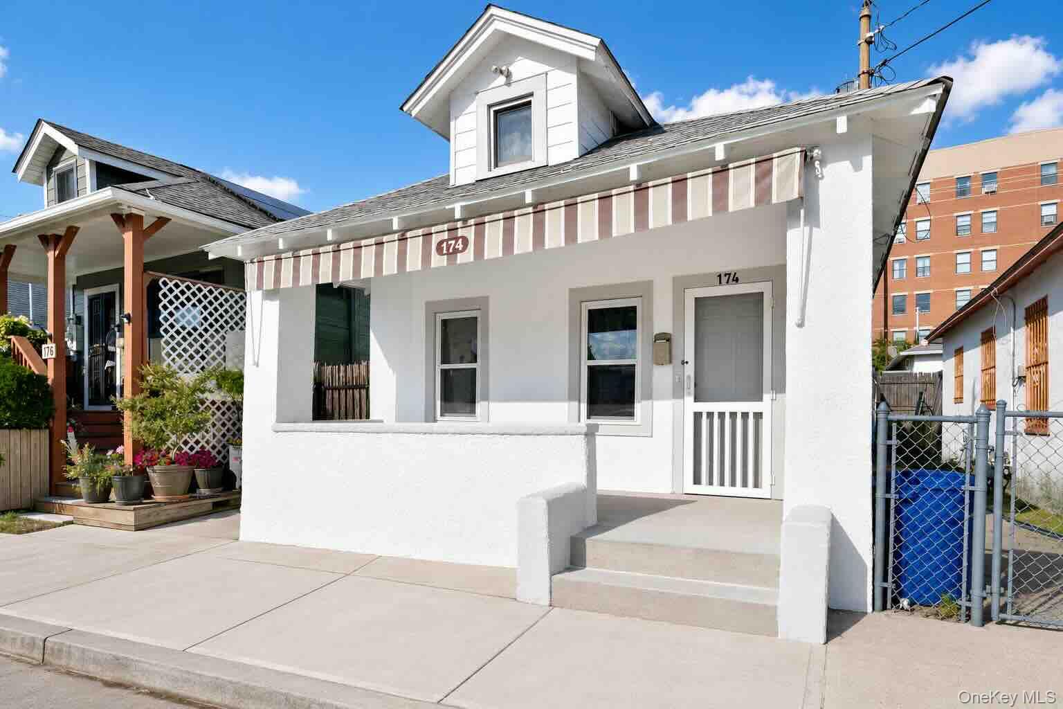 174 Beach 25th Street Property Photo 1