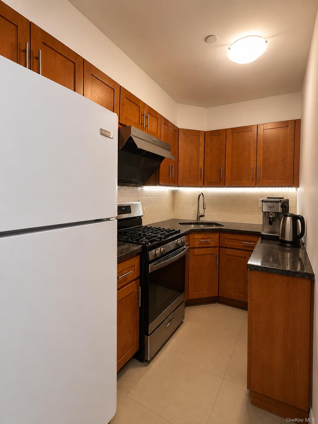 104-64 39th Avenue 4a Property Photo 4
