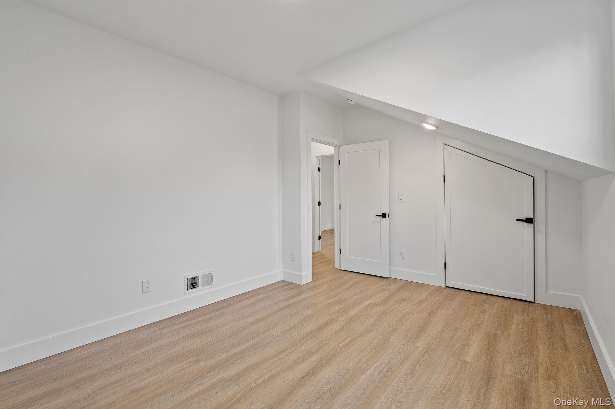 39 Overland Drive Property Photo 40