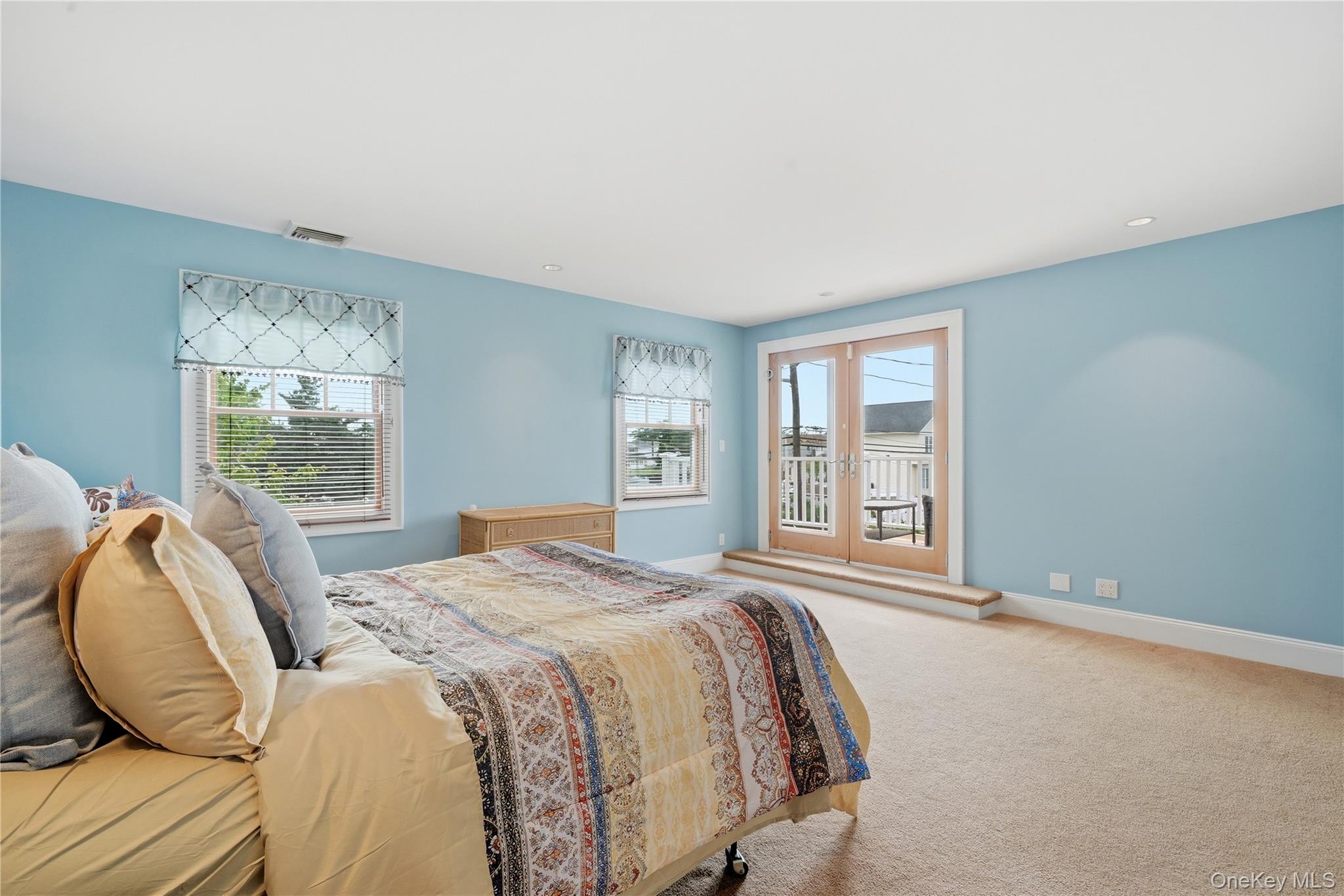 2544 Riverside Avenue Property Photo 34