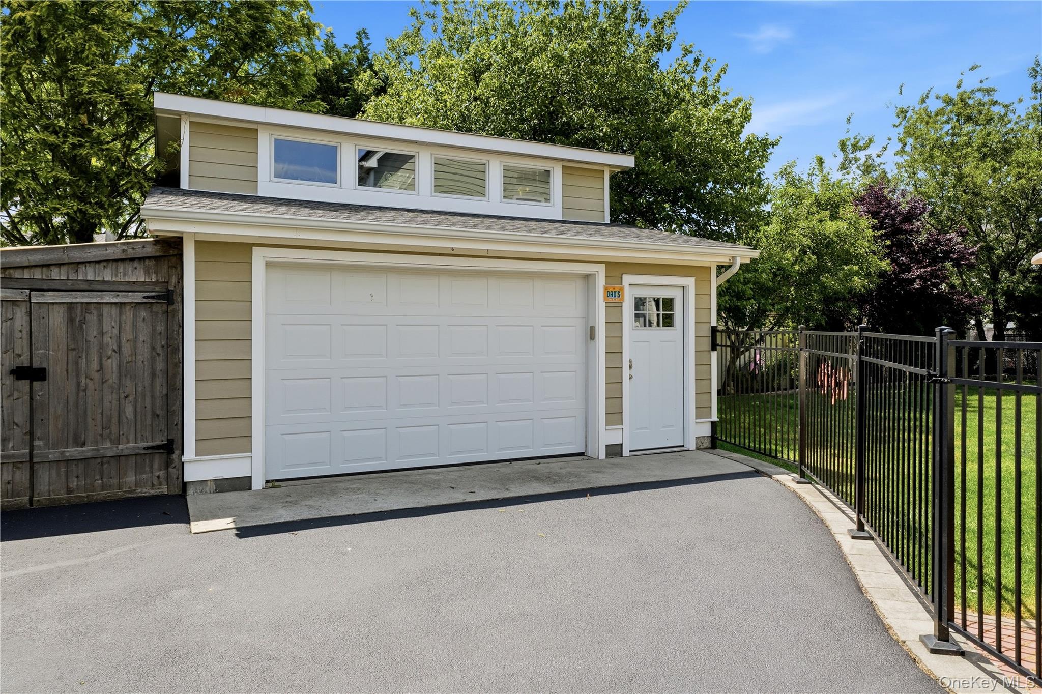 2544 Riverside Avenue Property Photo 47