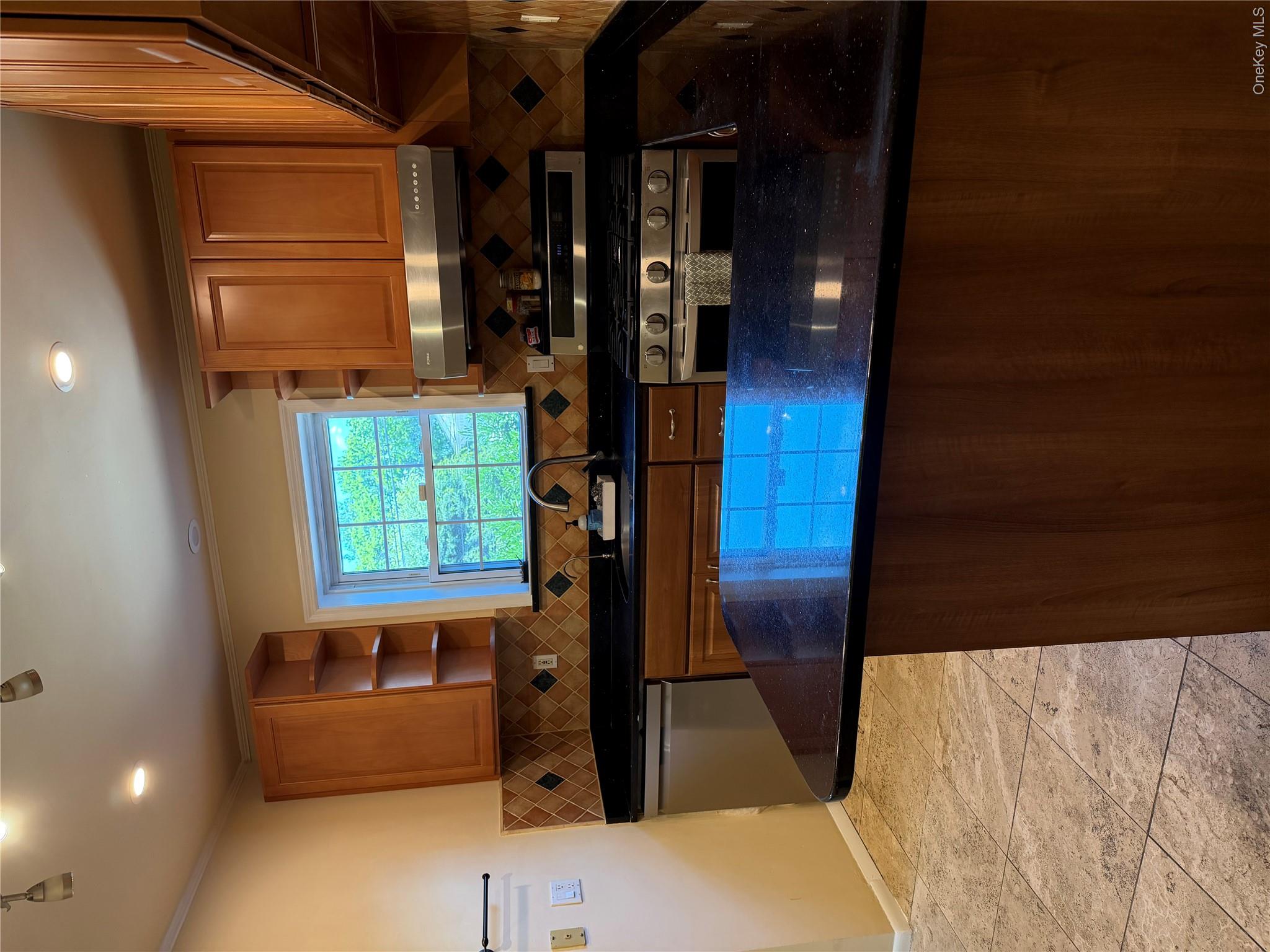 27 Upland Road Property Photo 8