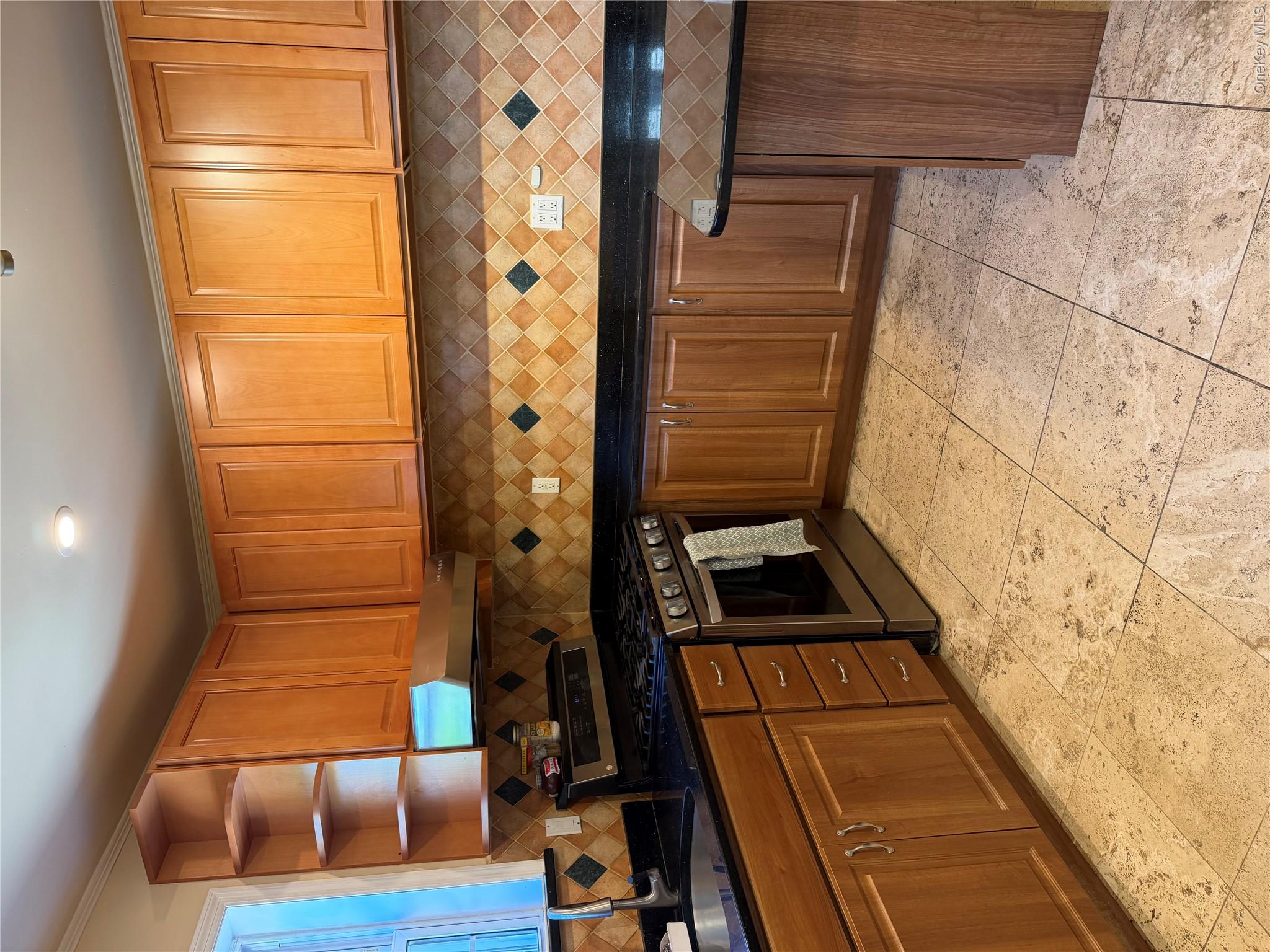 27 Upland Road Property Photo 9