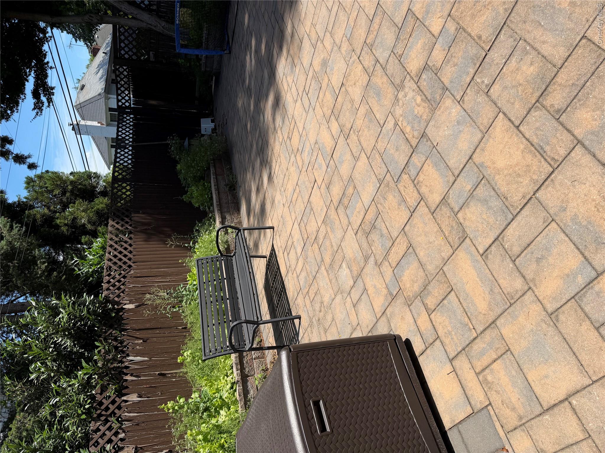 27 Upland Road Property Photo 13