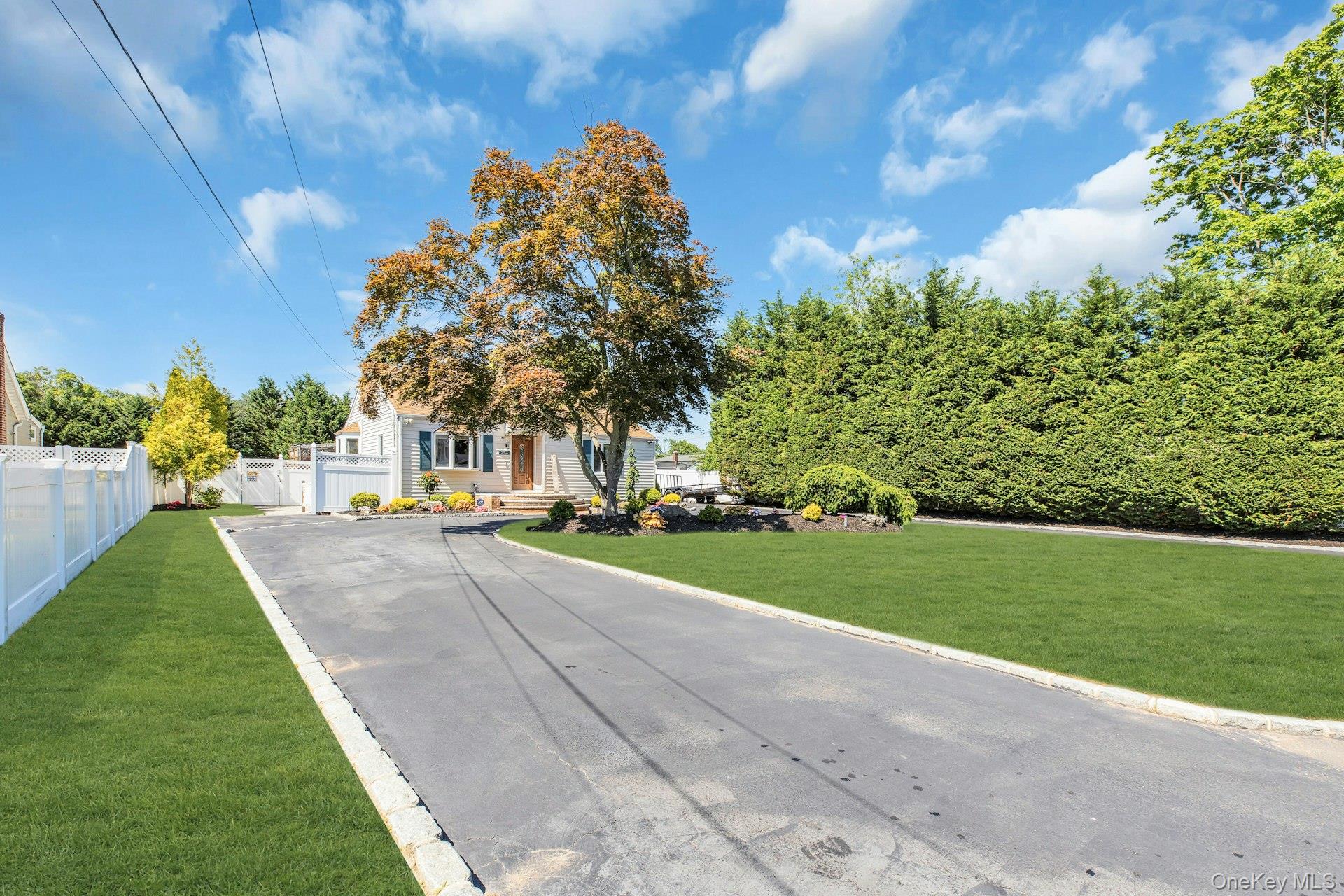 953 Karshick Street Property Photo 1