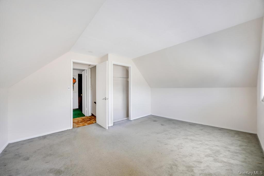 53 Bridle Lane Property Photo 15