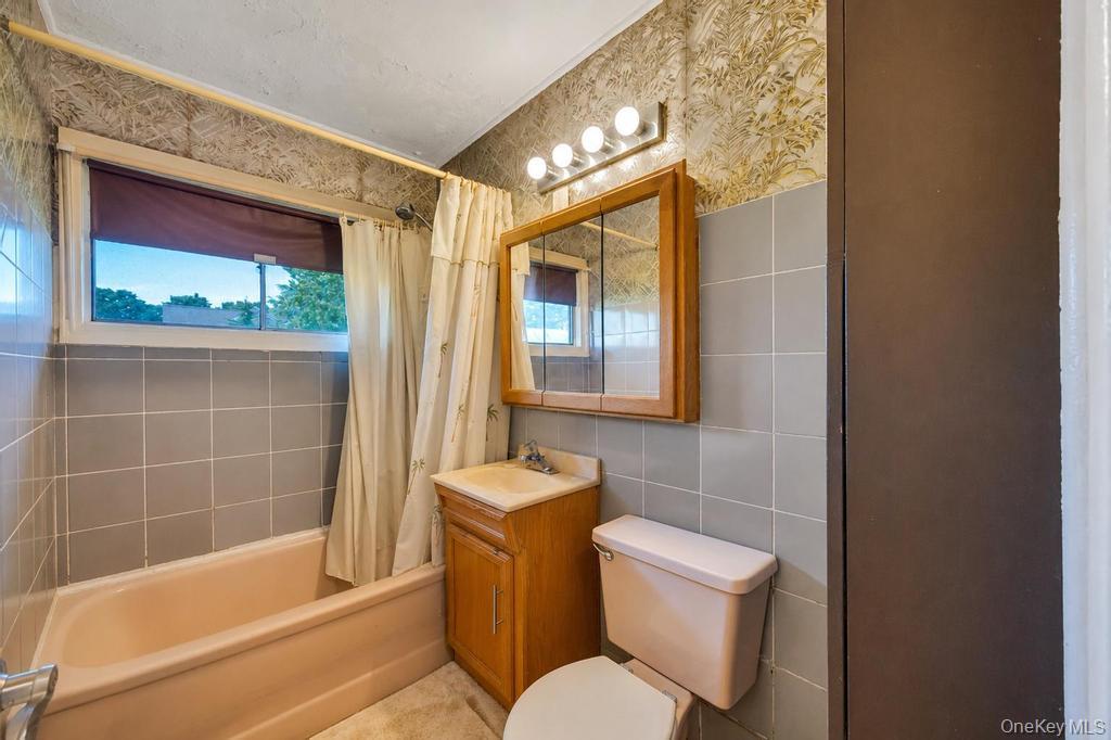 53 Bridle Lane Property Photo 18