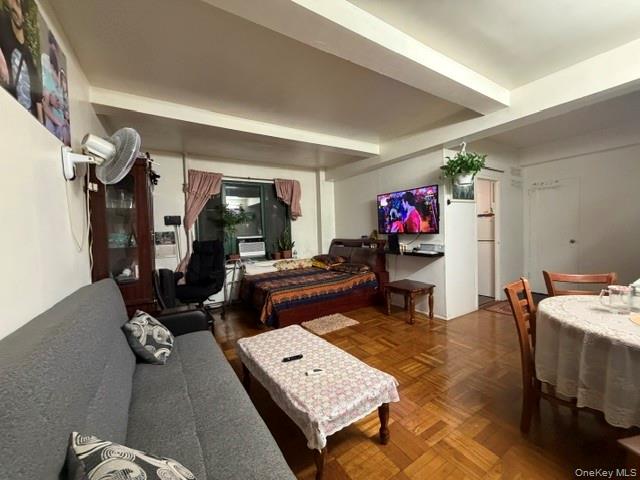 1670 Metropolitan Avenue 3f Property Photo 4