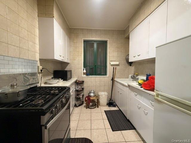 1670 Metropolitan Avenue 3f Property Photo 6