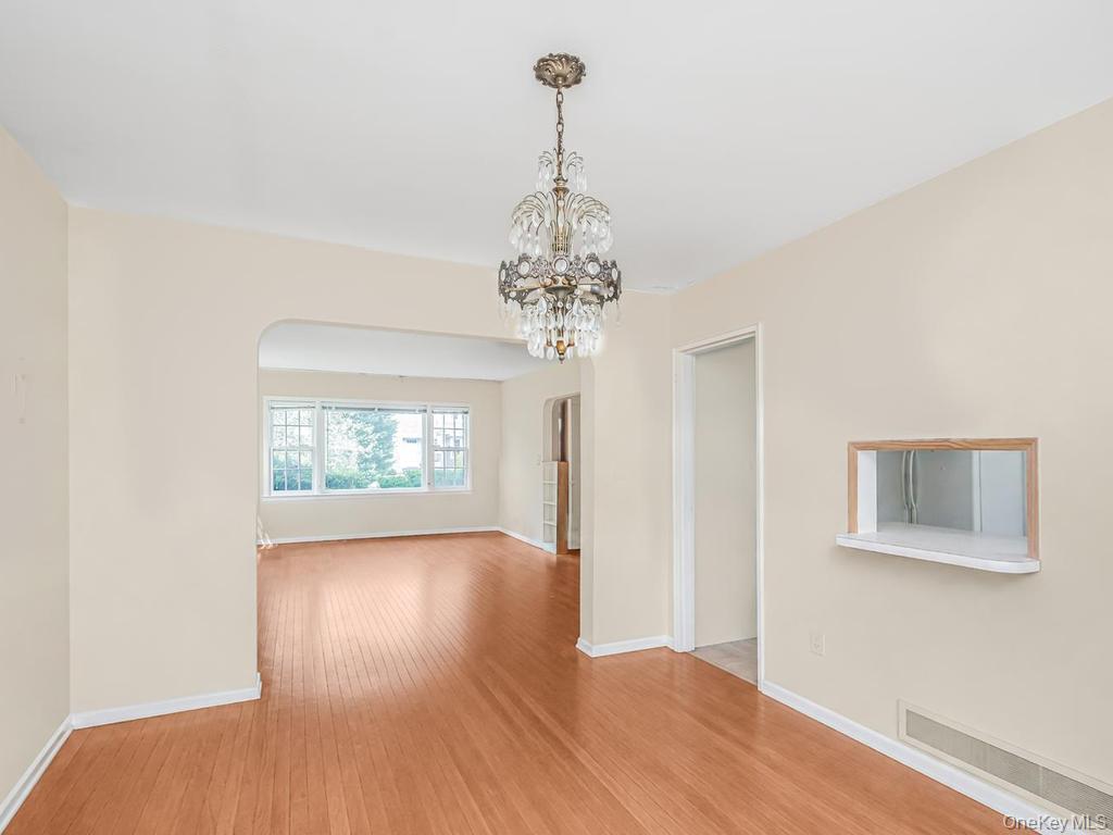 37 Poe Street Property Photo 9