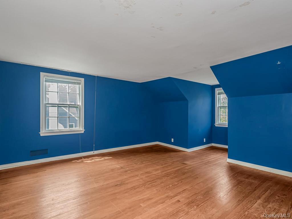 37 Poe Street Property Photo 14