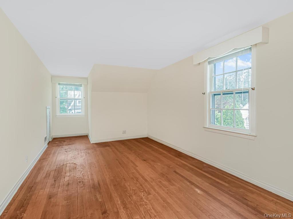 37 Poe Street Property Photo 18