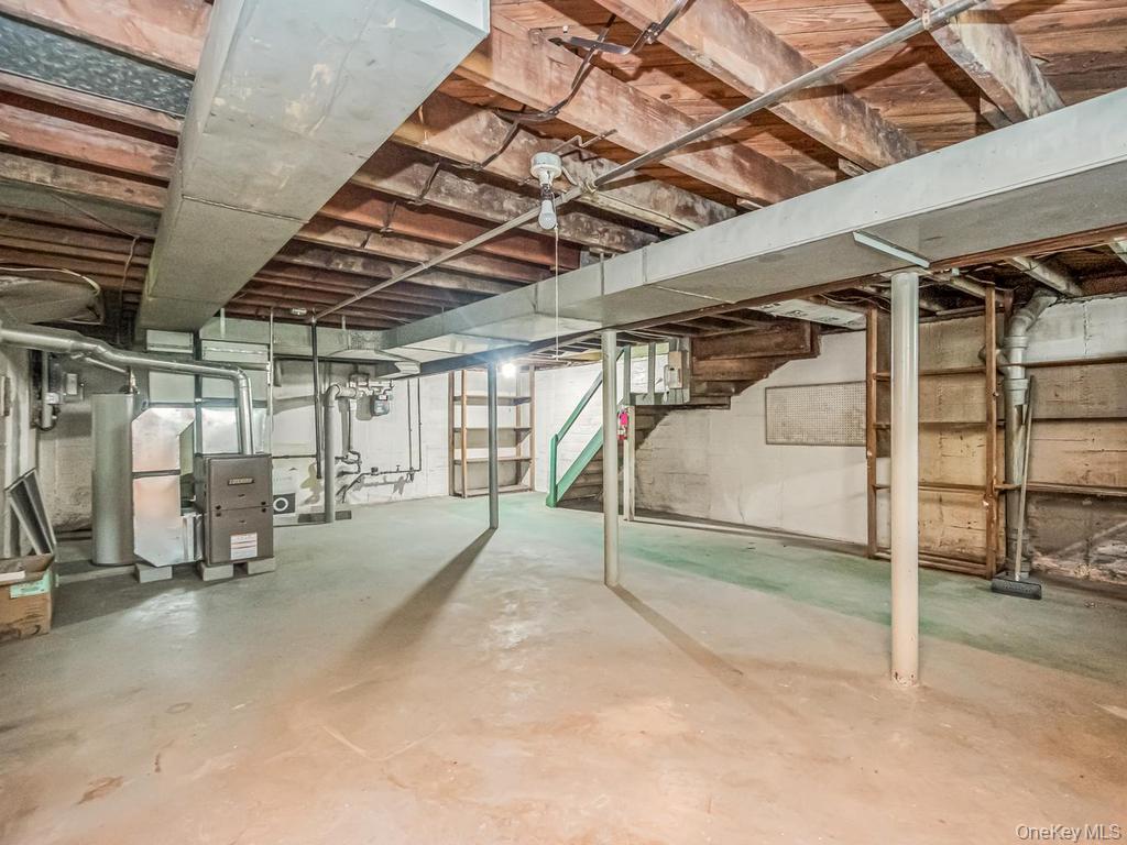 37 Poe Street Property Photo 24