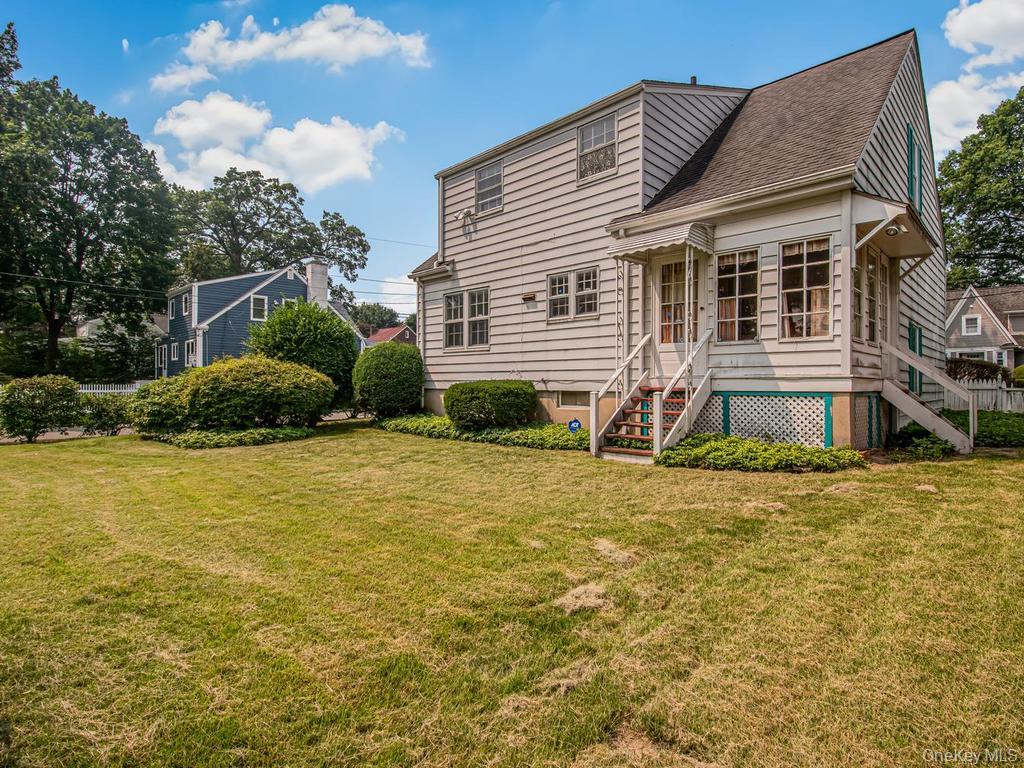 37 Poe Street Property Photo 25
