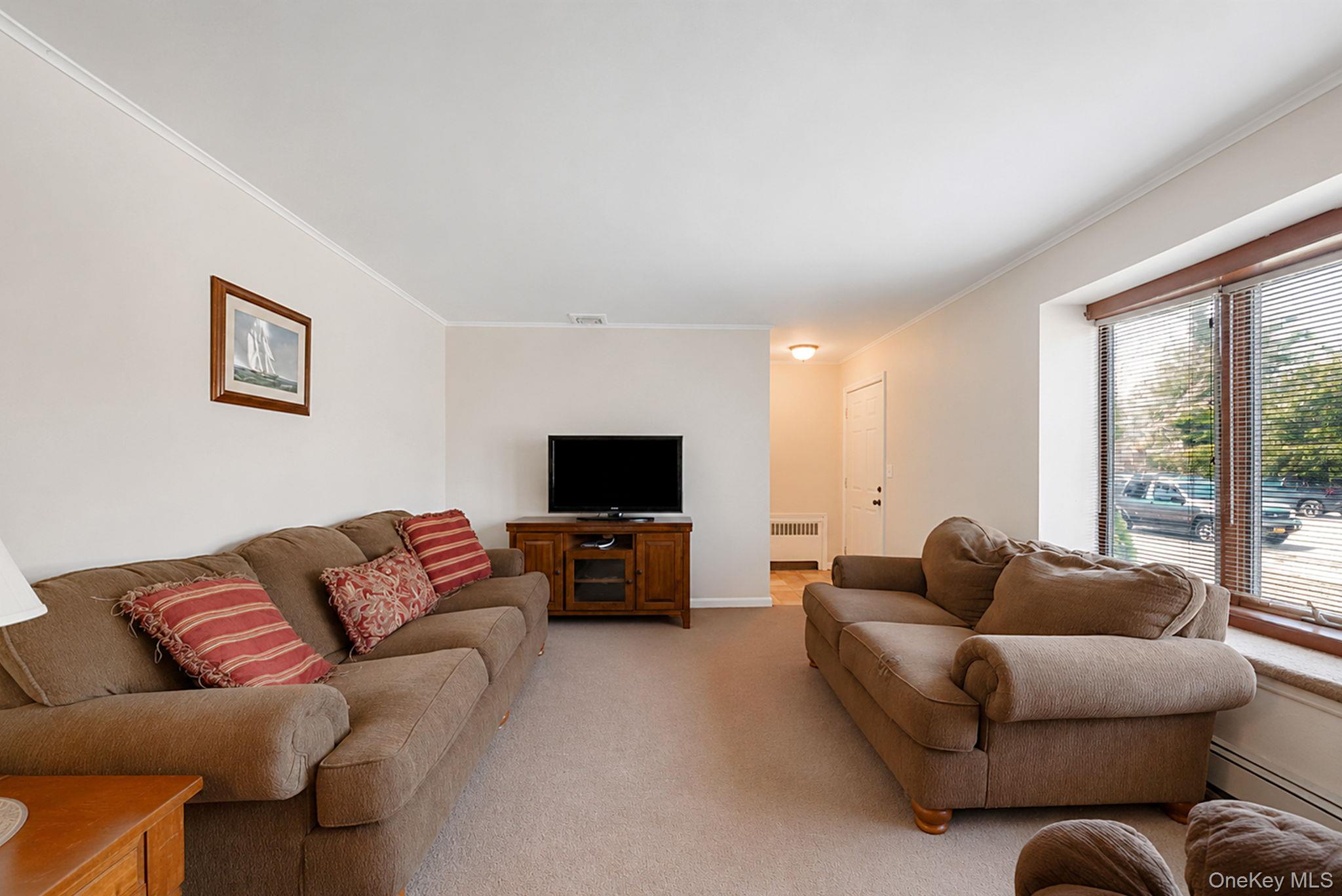 398 Clocks Boulevard Property Photo 18