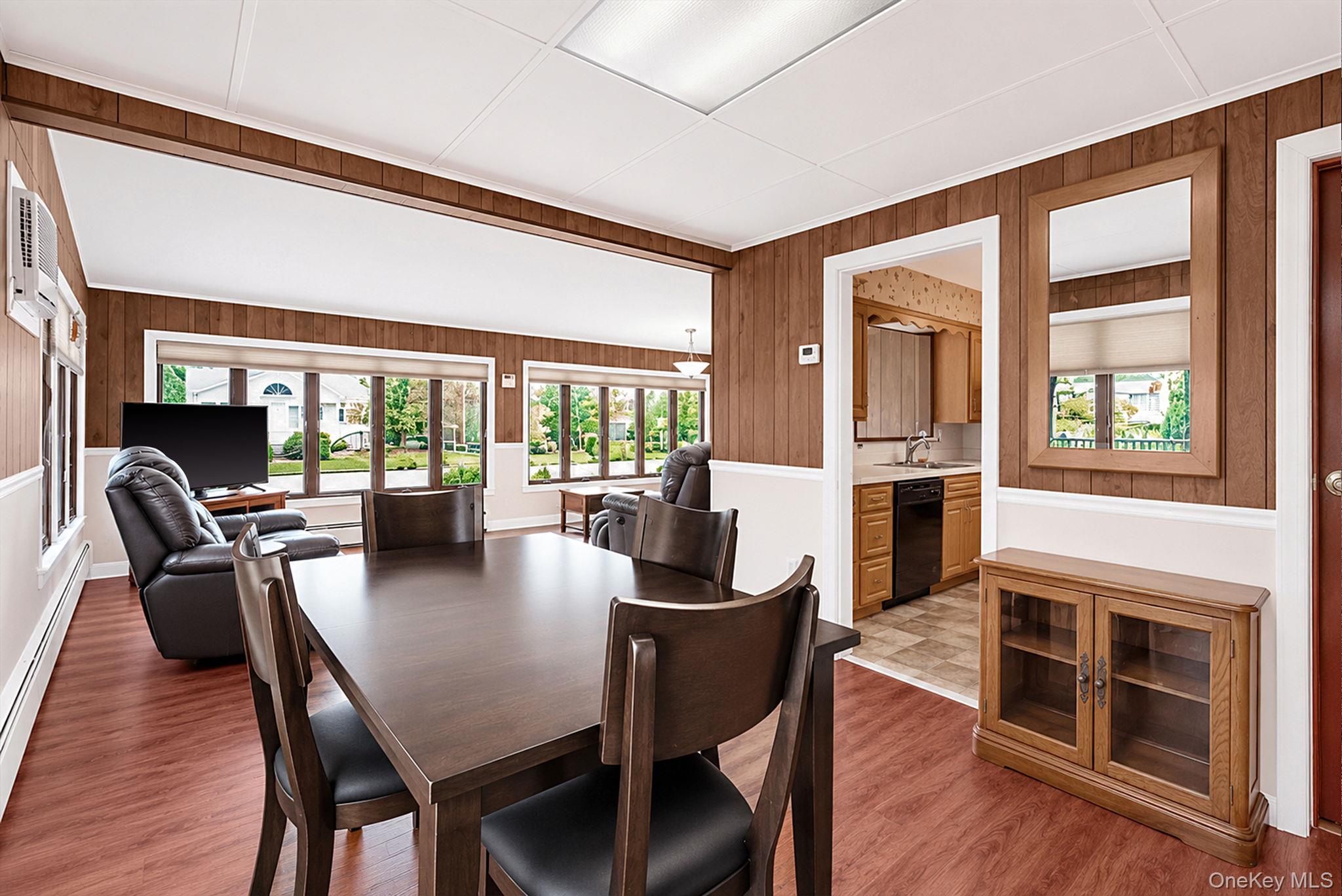 398 Clocks Boulevard Property Photo 21