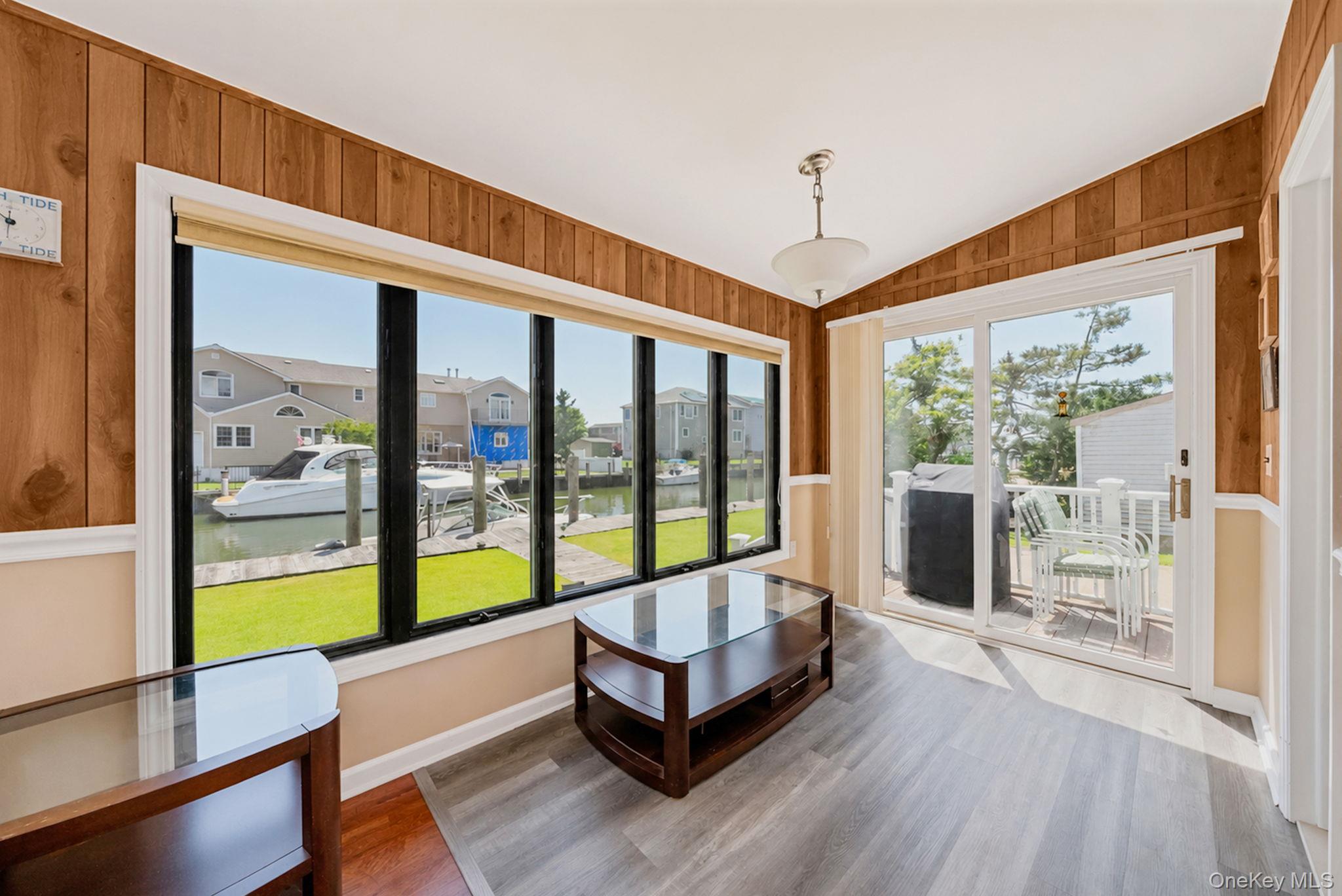398 Clocks Boulevard Property Photo 25