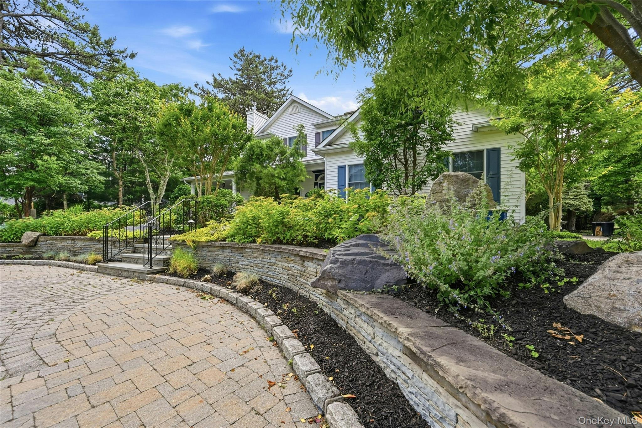 6 Thunder Road Property Photo 2