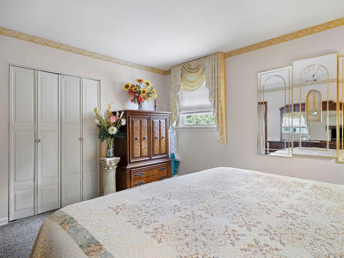 105 S Chapel Hill Road Property Photo 17