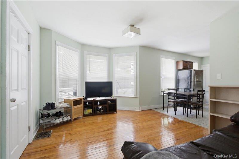 4 Lathrop Avenue Property Photo 2