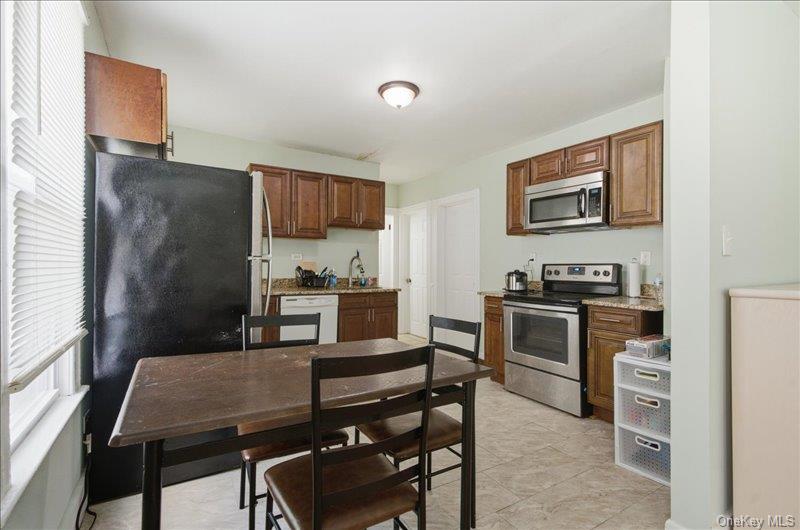 4 Lathrop Avenue Property Photo 5
