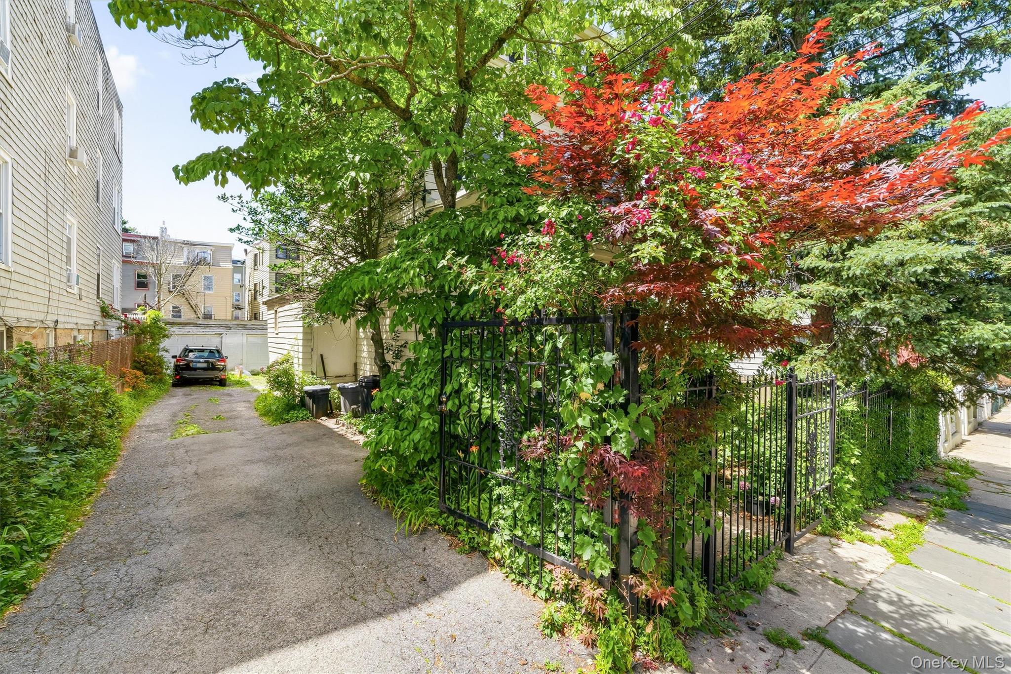 132 Webster Avenue Property Photo 2