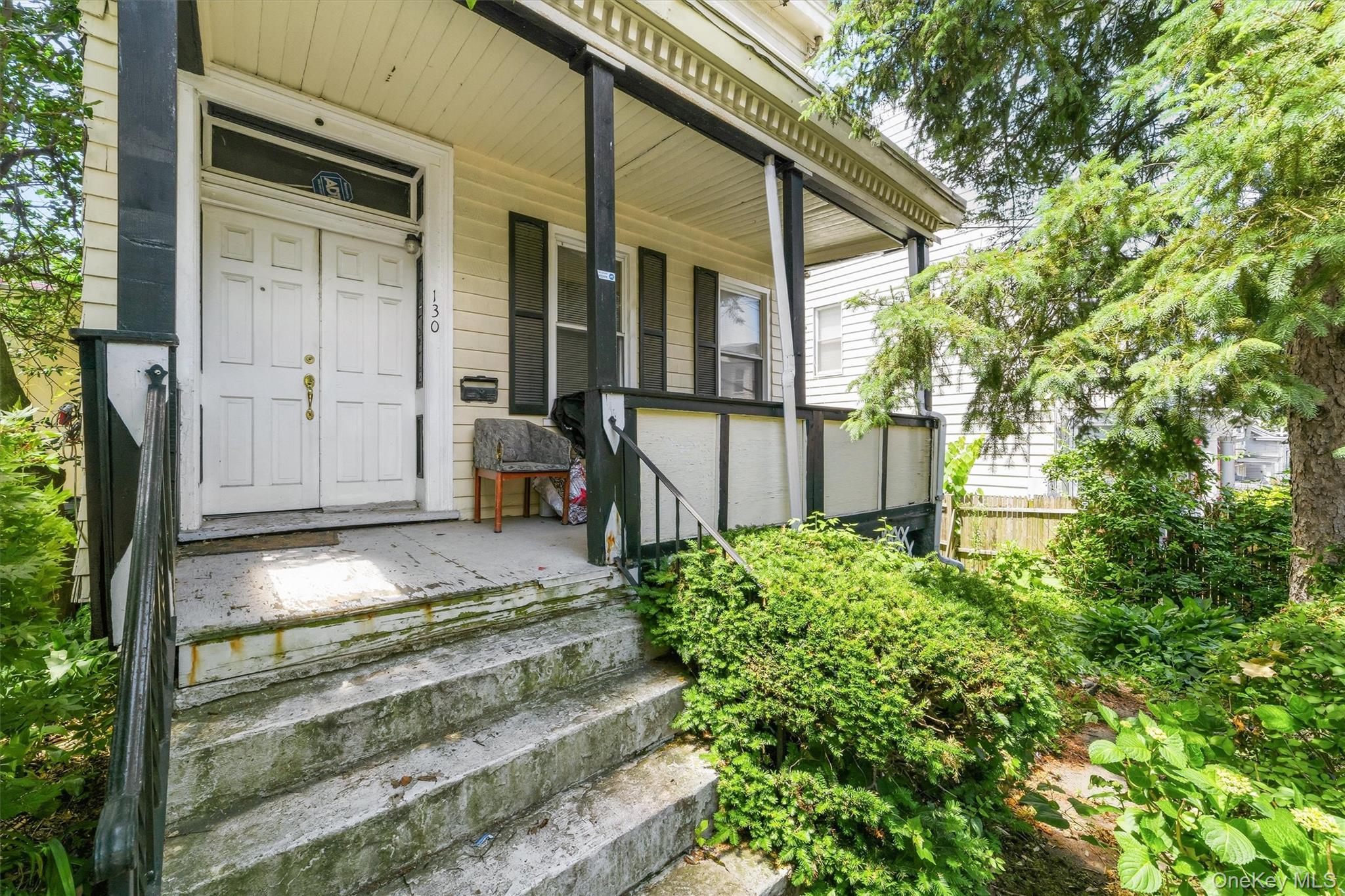 132 Webster Avenue Property Photo 3