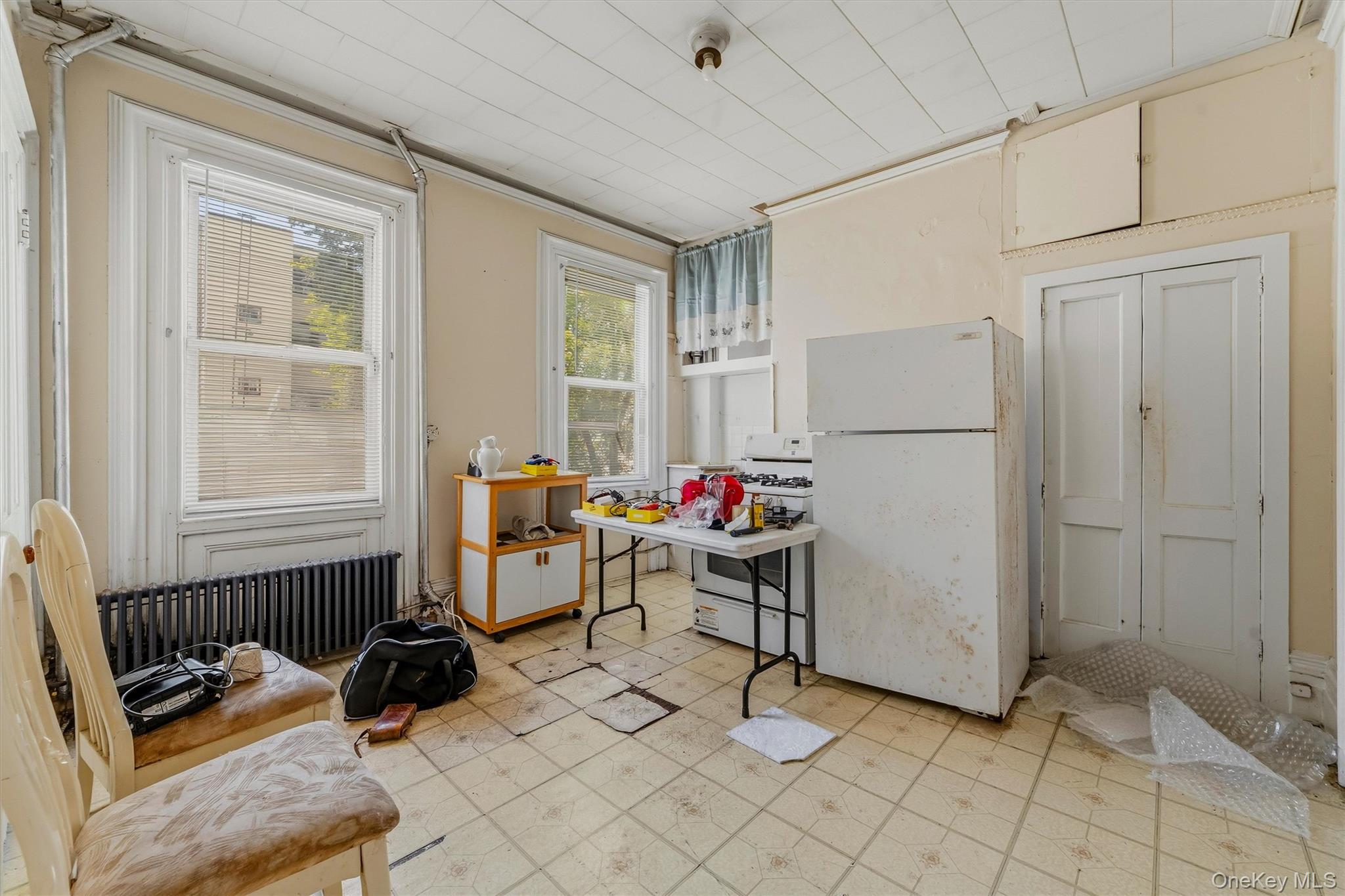132 Webster Avenue Property Photo 9