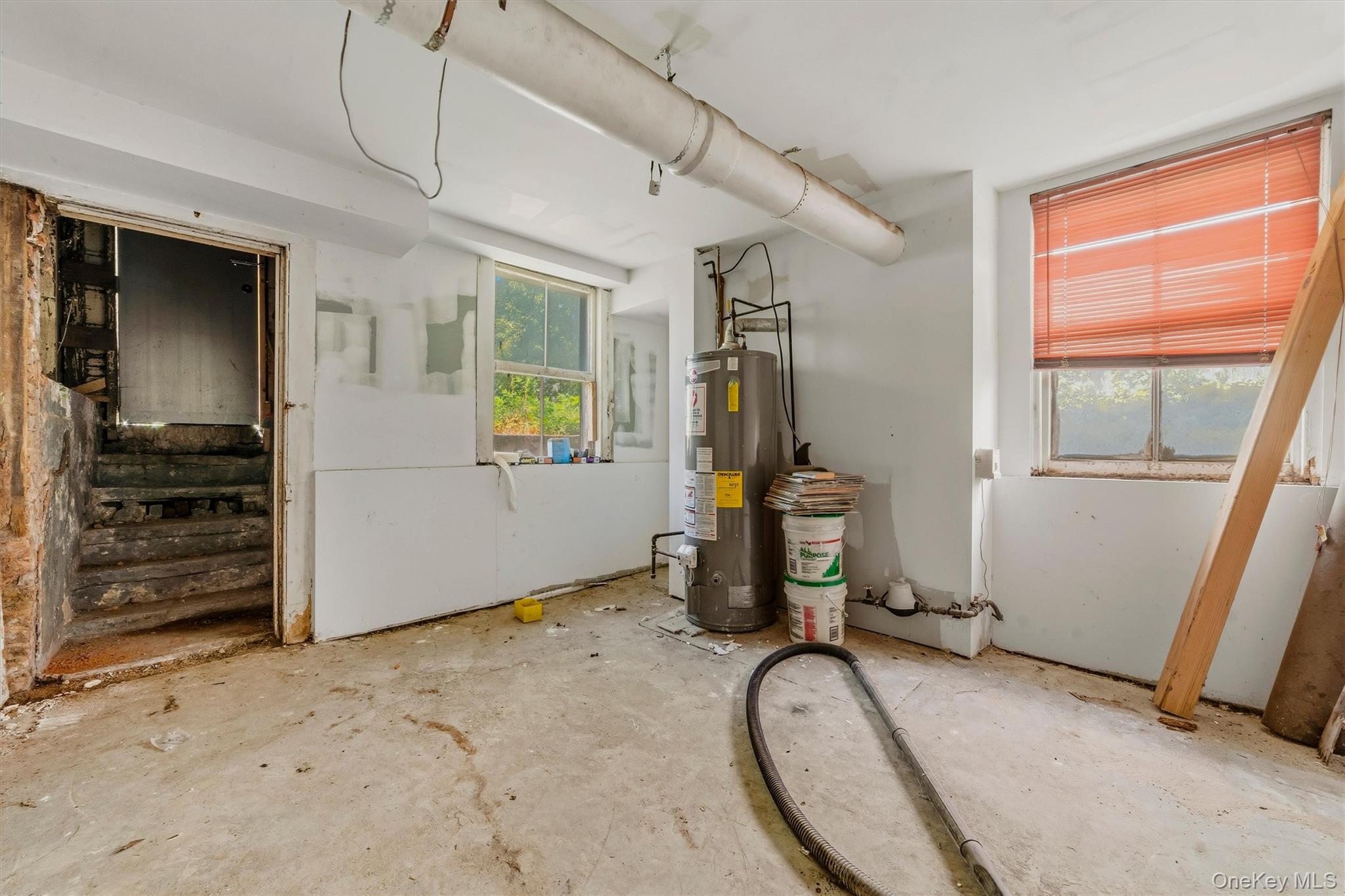 132 Webster Avenue Property Photo 22