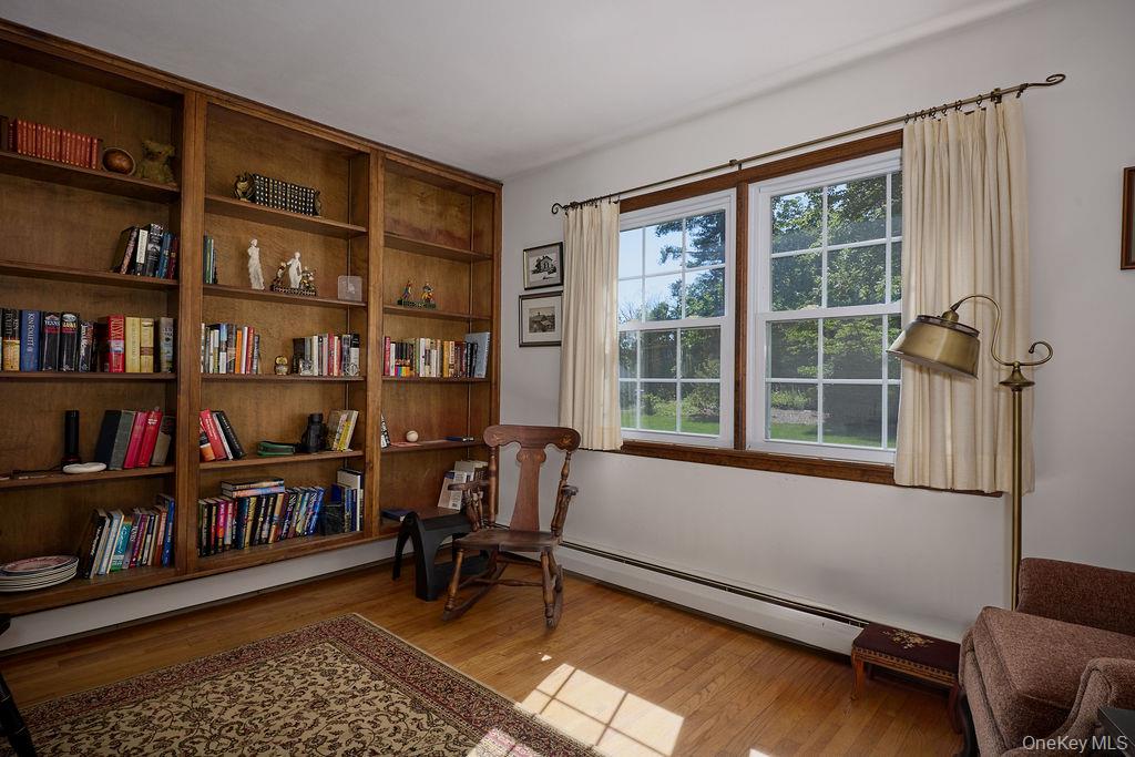 10 Stoutenburgh Drive Property Photo 7