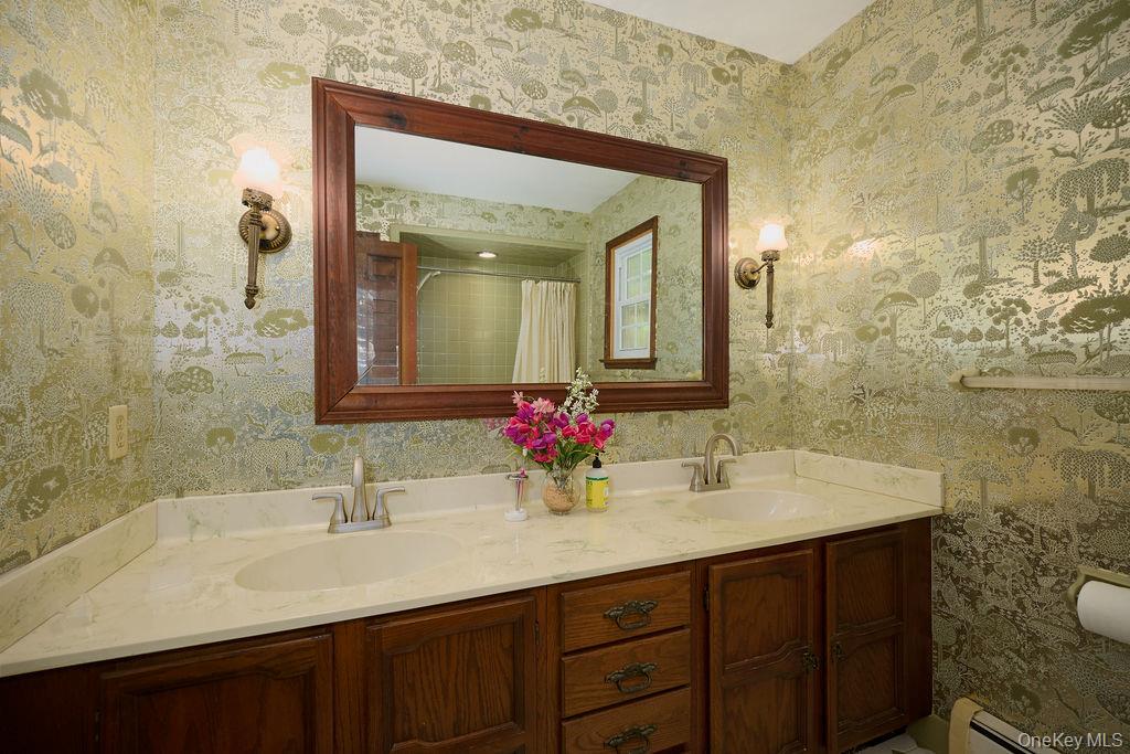10 Stoutenburgh Drive Property Photo 30