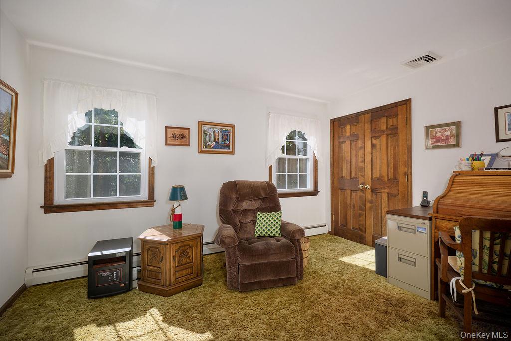 10 Stoutenburgh Drive Property Photo 32