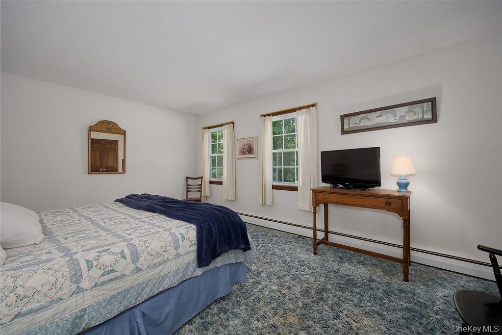 10 Stoutenburgh Drive Property Photo 33