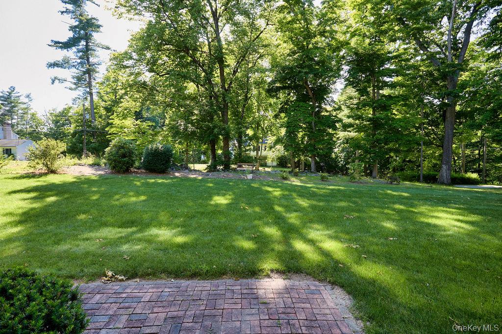10 Stoutenburgh Drive Property Photo 35