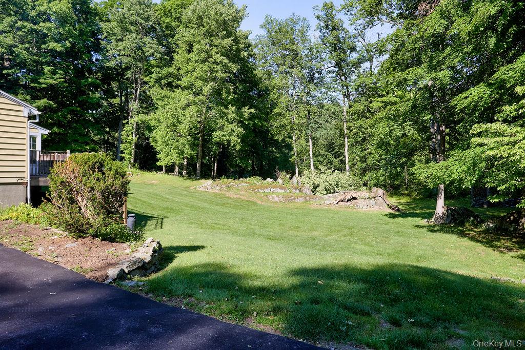 10 Stoutenburgh Drive Property Photo 37