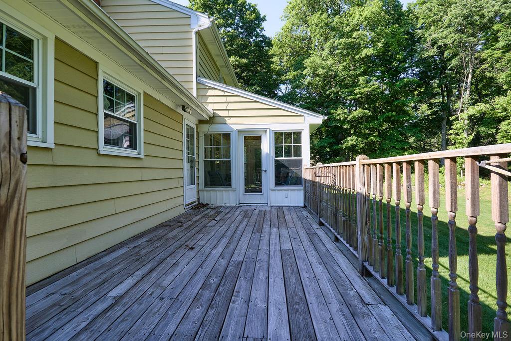 10 Stoutenburgh Drive Property Photo 39