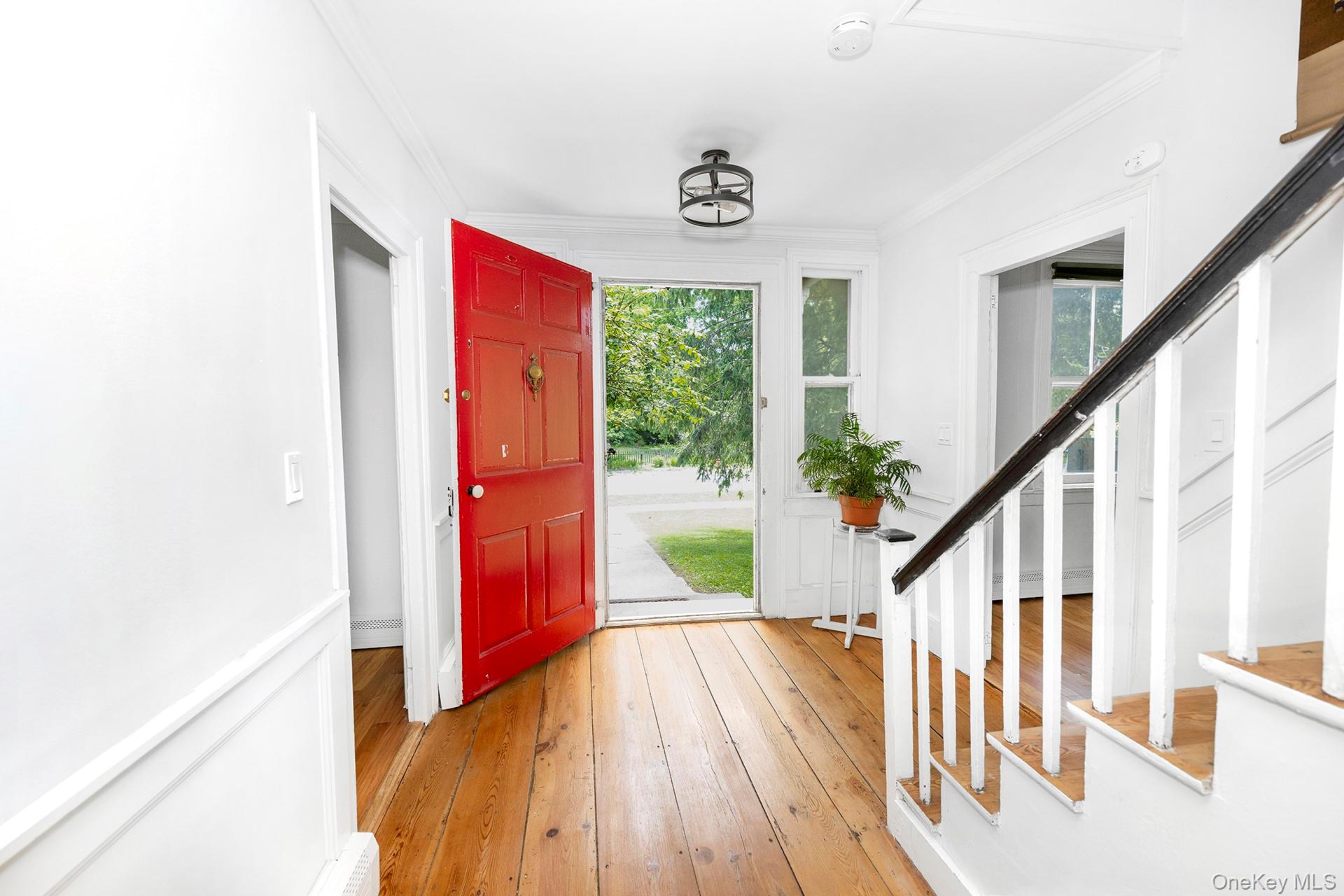 14 S Maple Avenue Property Photo 1