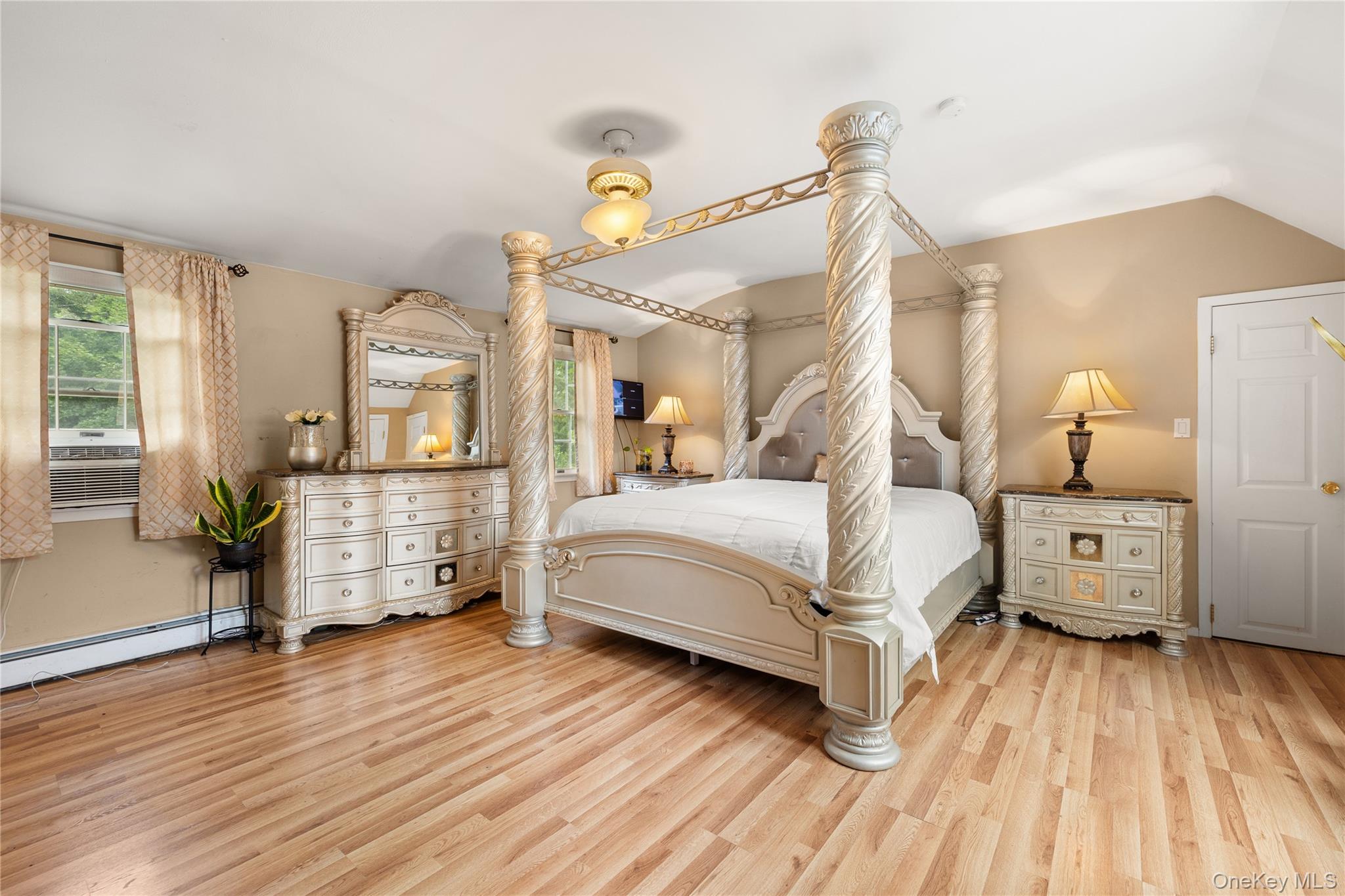 24 Walnut Street Property Photo 12