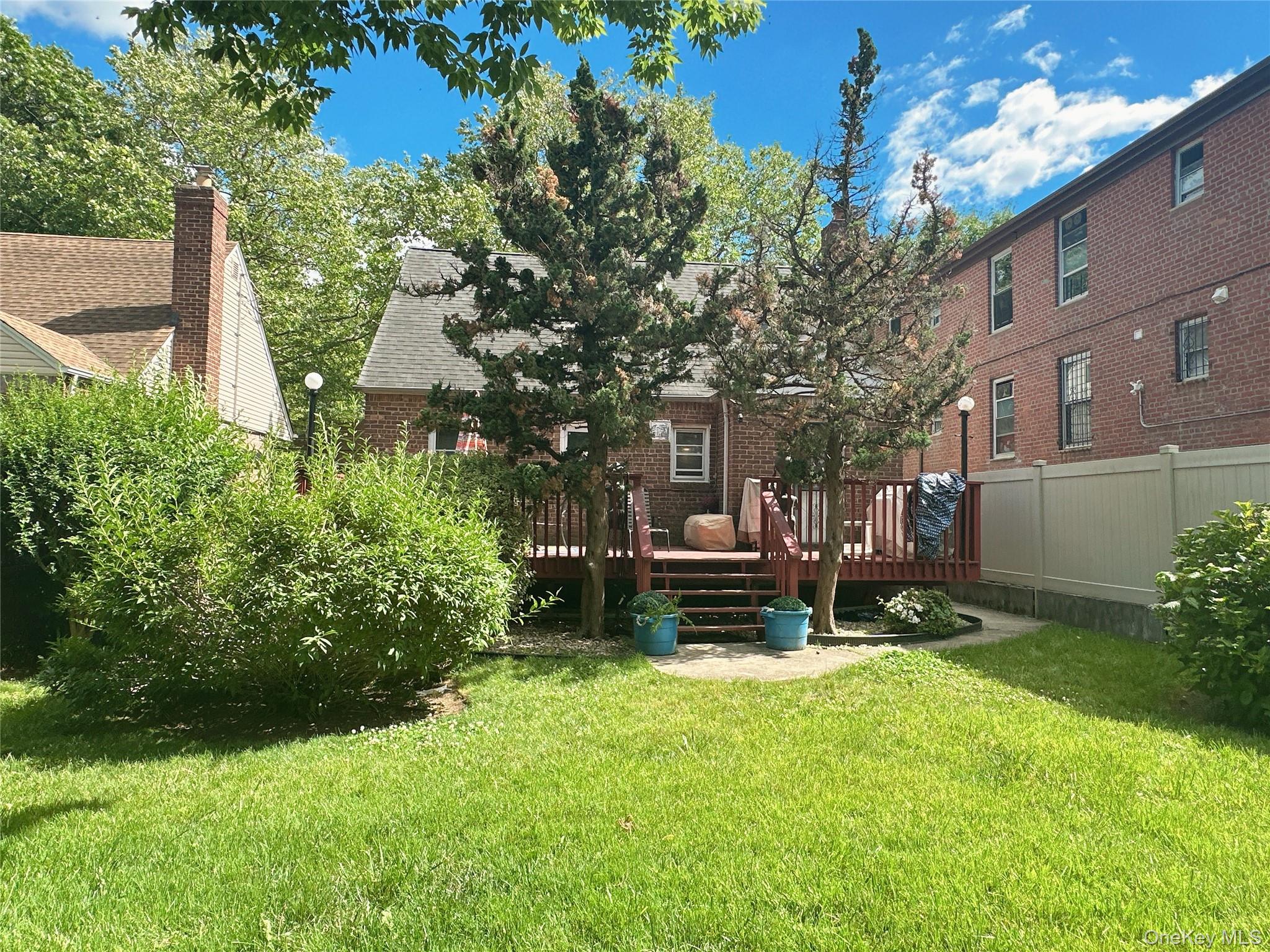 16029 76th Avenue Property Photo 18
