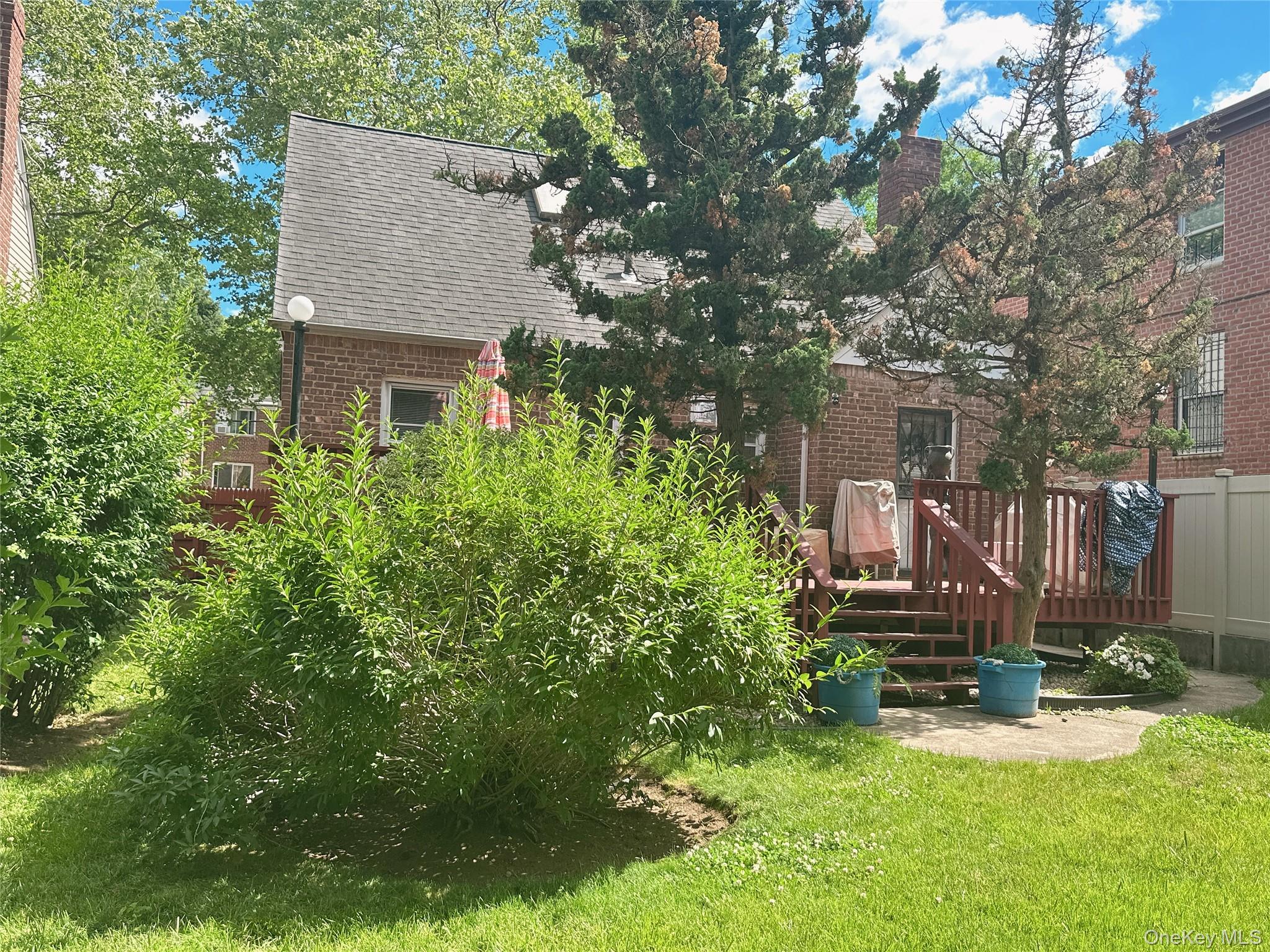 16029 76th Avenue Property Photo 19