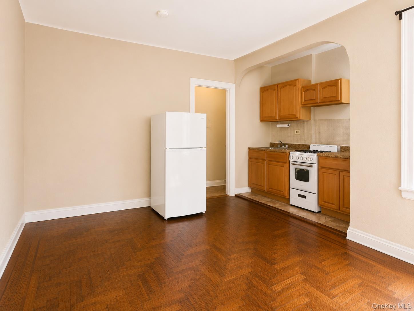 700 Oakland Place 5b Property Photo 2